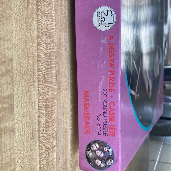 Vintage “Mask-erade “ 500 piece jigsaw puzzle - Picture 2 of 2